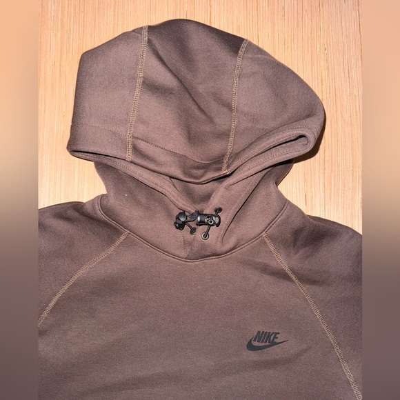 Nike Brown Hoodie - Picture 7 of 10